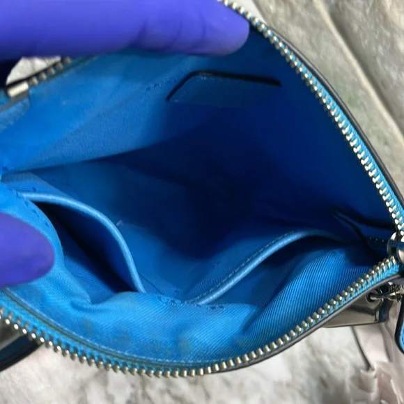 Coach 36501 Swagger Swingpack in Polished Pebble Leather Silver/Azure In EUC - Picture 11 of 16